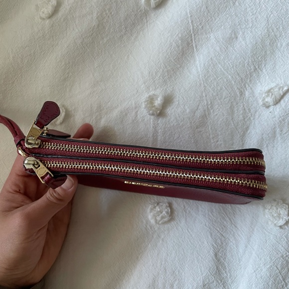 Coach Corner Zip Wallet/Wristlet With Two Sections - Picture 3 of 4